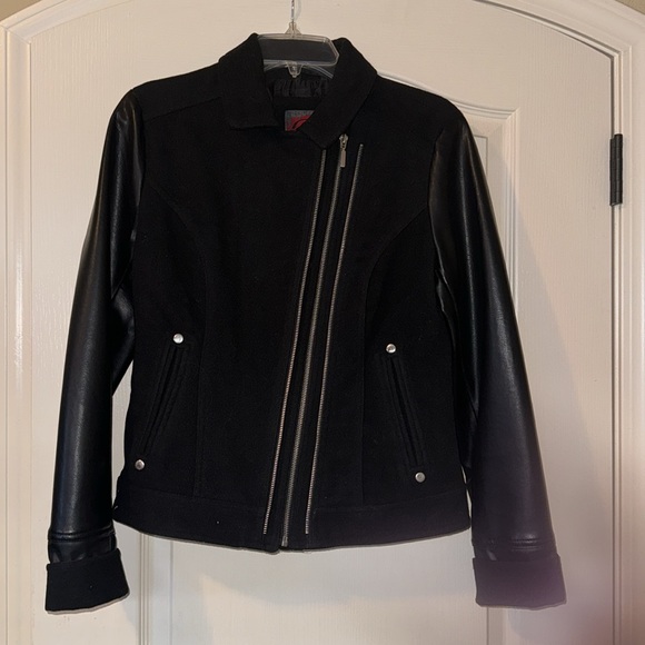 Celsius Black Jacket - Picture 2 of 3